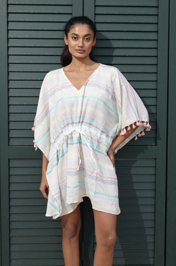 PONCHO MIT GESTREIFTEM PRINT