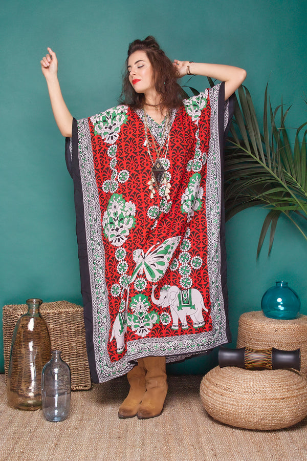 LANGER ETHNISCHER PONCHO